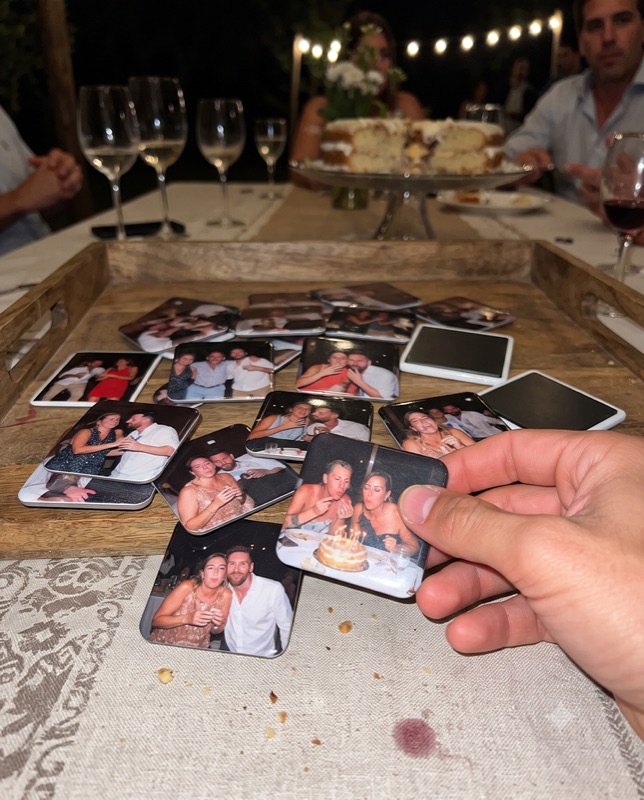 Imanes de fotos como souvenir de casamiento